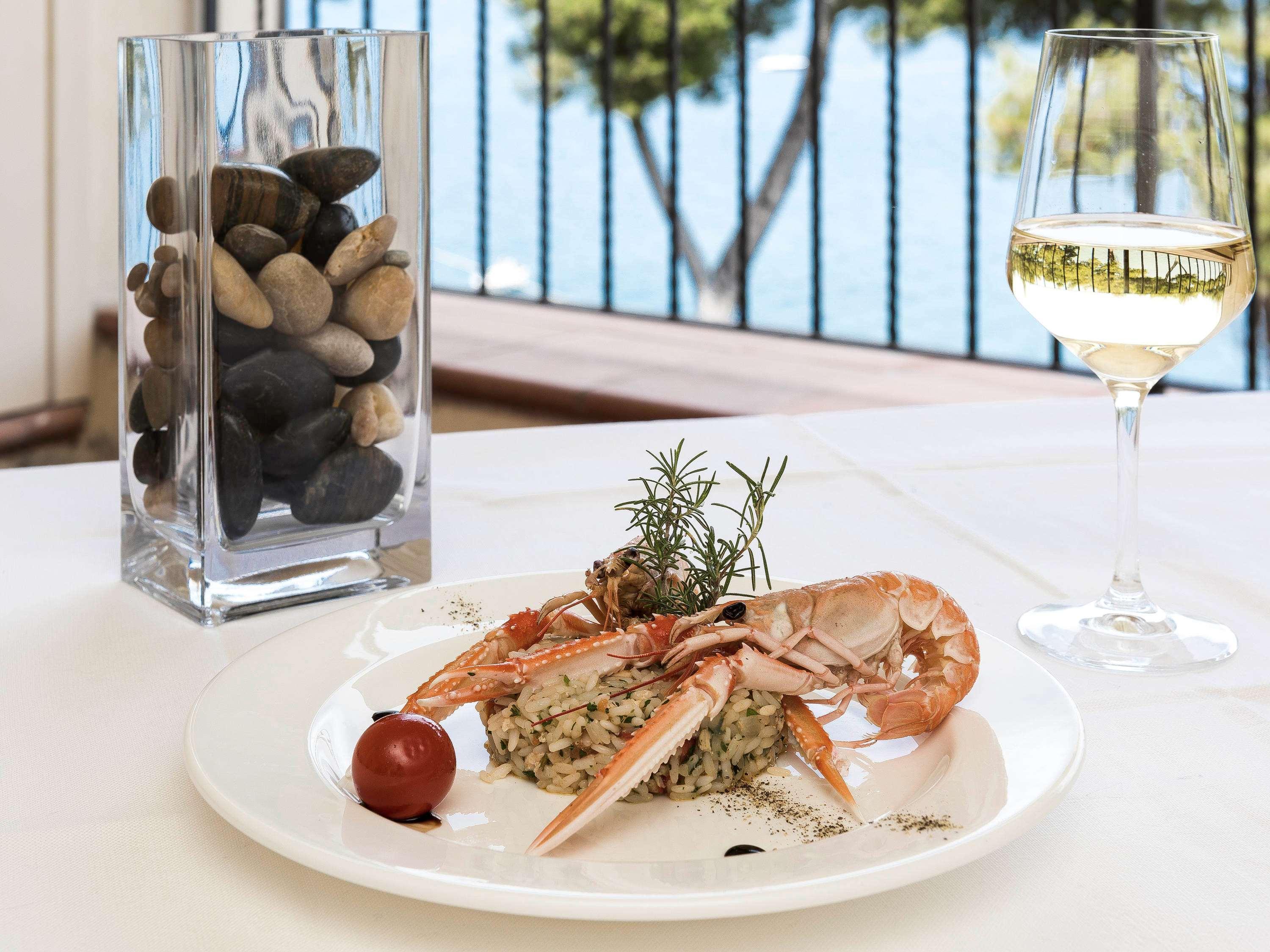 Albergo Filippo II Porto Santo Stefano  Exterior photo