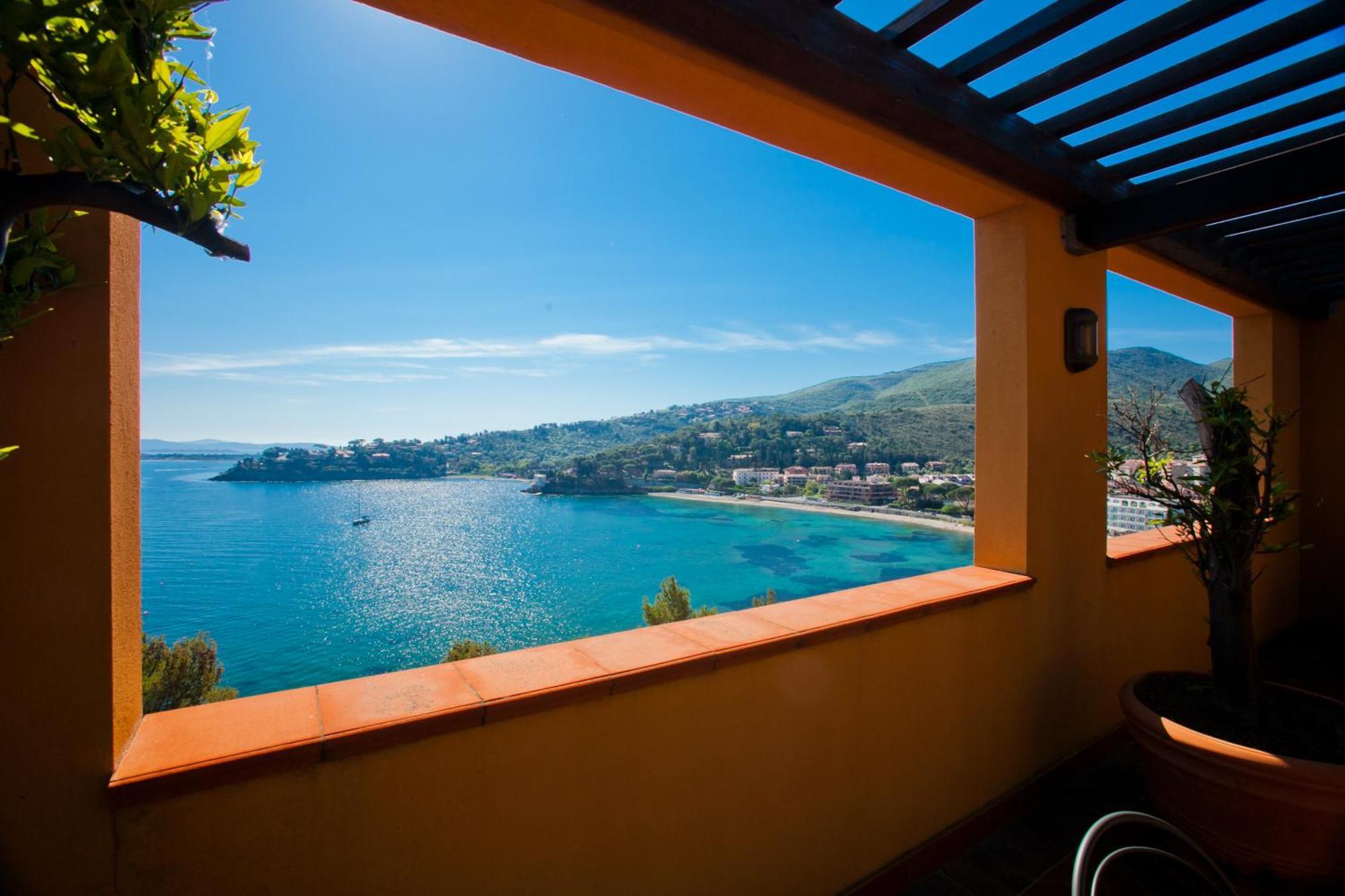 Albergo Filippo II Porto Santo Stefano  Exterior photo
