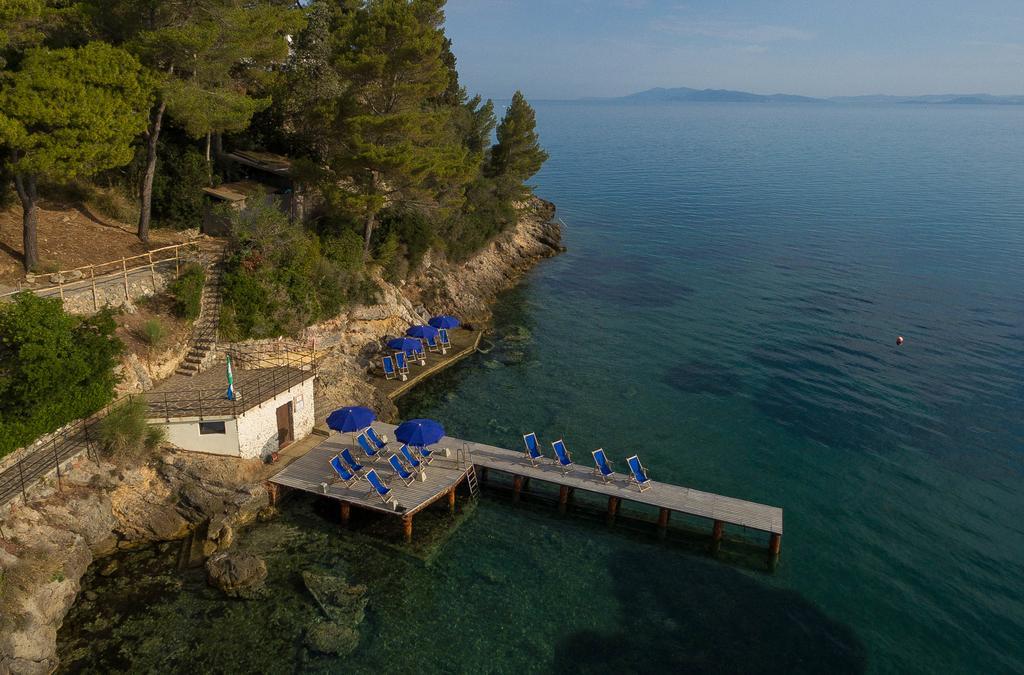Albergo Filippo II Porto Santo Stefano  Exterior photo